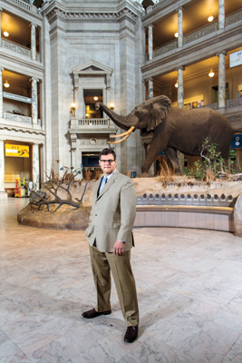 Kirk Johnson ’82 in main entrance of Smithsonian Museum of Natural History