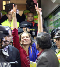 Manuela Picq being freed from detention.png
