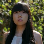 Image of Elly Hong's headshot.